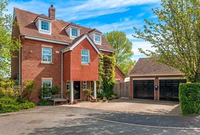 5 Bedroom Detached House For Sale In The Burrows, Newbold On Stour, CV37