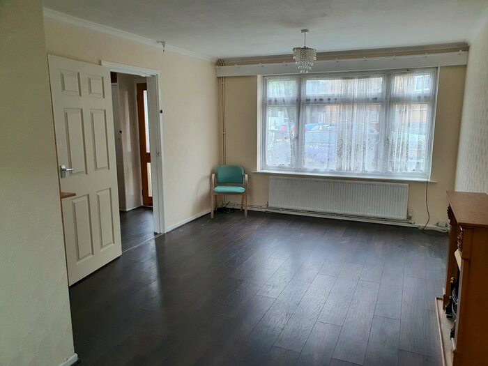 3 Bedroom Terraced House To Rent In John Burns Drive, Barking, IG11
