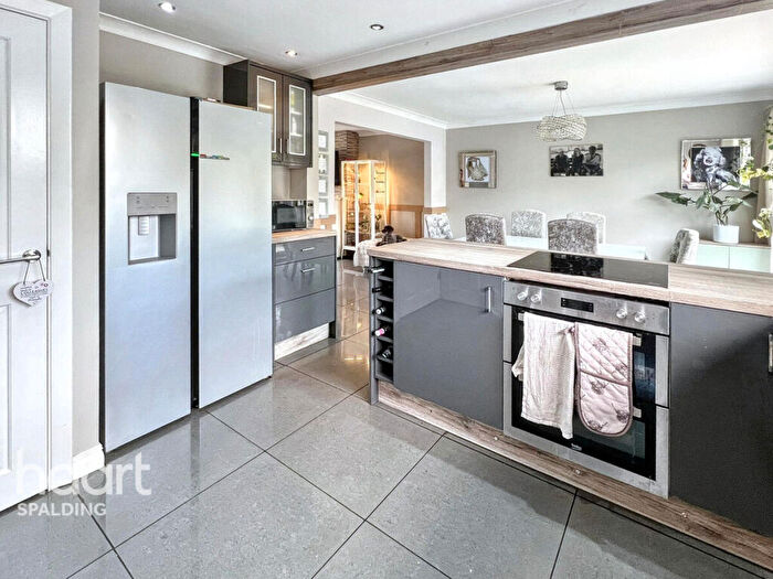 5 Bedroom Detached House For Sale In Cradge Bank, Spalding, PE11