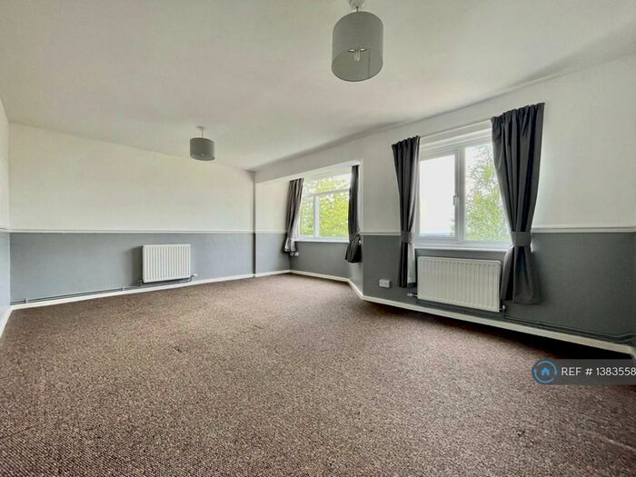 1 Bedroom Flat To Rent In Wolstanton, Newcastle-Under-Lyme, ST5