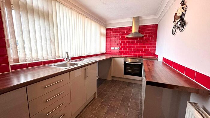 2 Bedroom Apartment To Rent In Heathmere Drive, Birmingham, B37