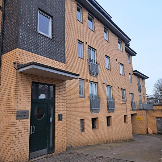 1 Bedroom Flat To Rent In Station Apartments, Station Road, Crossgates, Leeds, West Yorkshire, LS15
