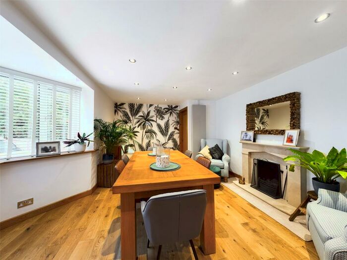 4 Bedroom Detached House For Sale In Bure Lane, Mudeford, Christchurch