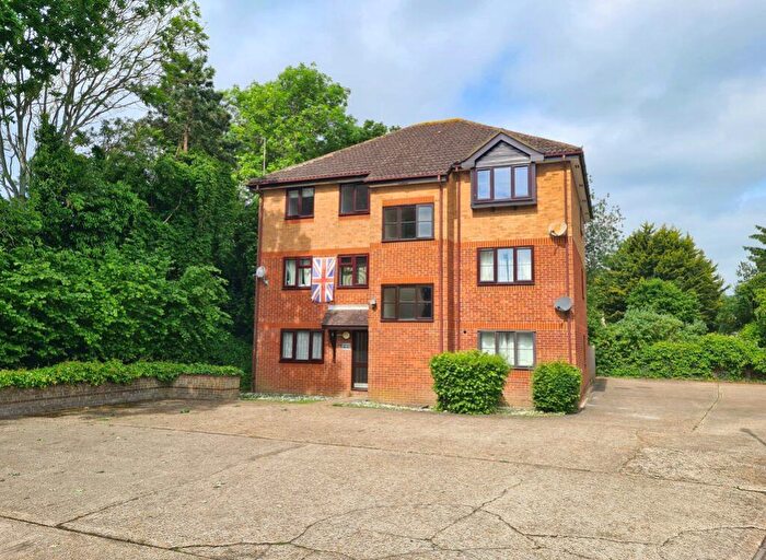 1 Bedroom Flat For Sale In Brunel Road, Redbridge, SO15