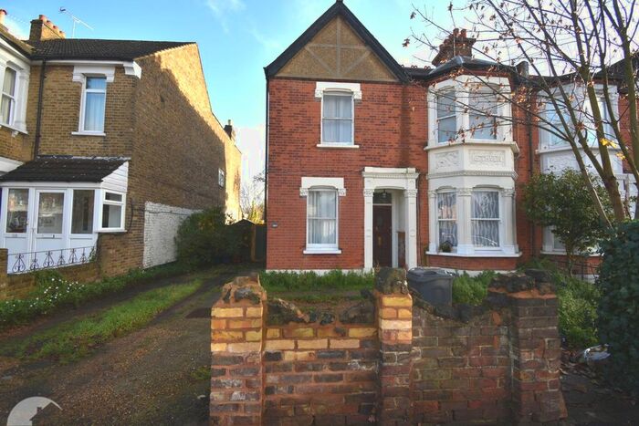 2 Bedroom Flat To Rent In Whitton Road, Whitton, Hounslow TW3