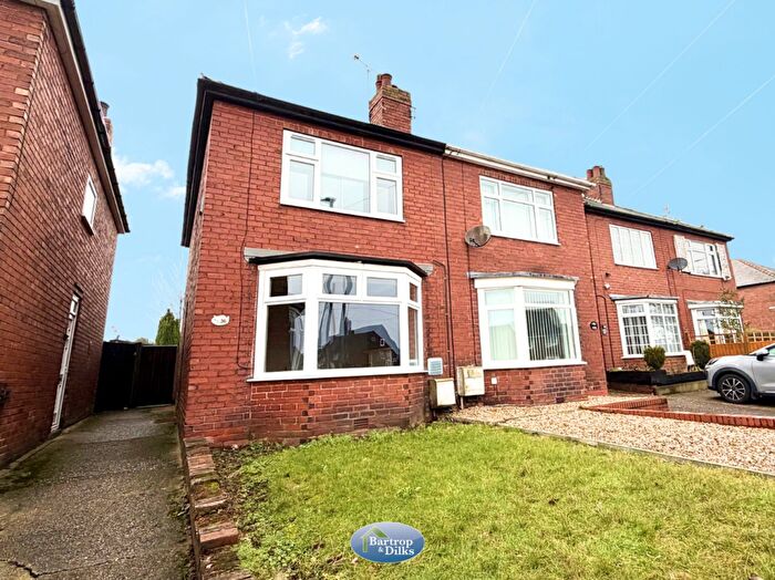 3 Bedroom Semi-Detached House For Sale In Gateford Road, Worksop, S81