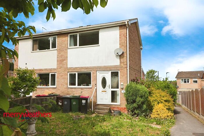2 Bedroom Semi-Detached House For Sale In Sunnybank Crescent, Brinsworth, Rotherham, S60