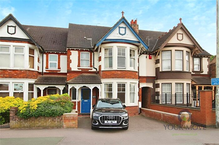 4 Bedroom Terraced House To Rent In Goldington Road, Bedford, Bedfordshire, MK40