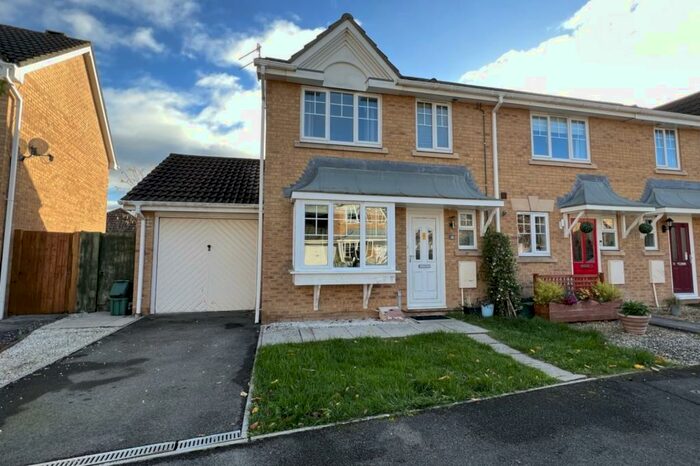 3 Bedroom Semi-Detached House To Rent In Lambourne Way, Portishead, Bristol, BS20