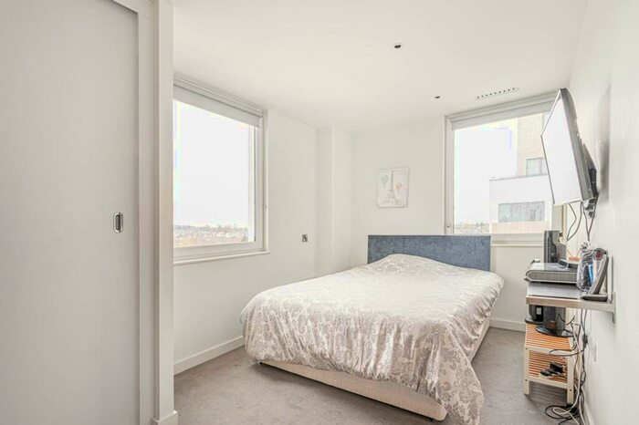 2 Bedroom Flat To Rent In Cara House, Colindale, London, NW9