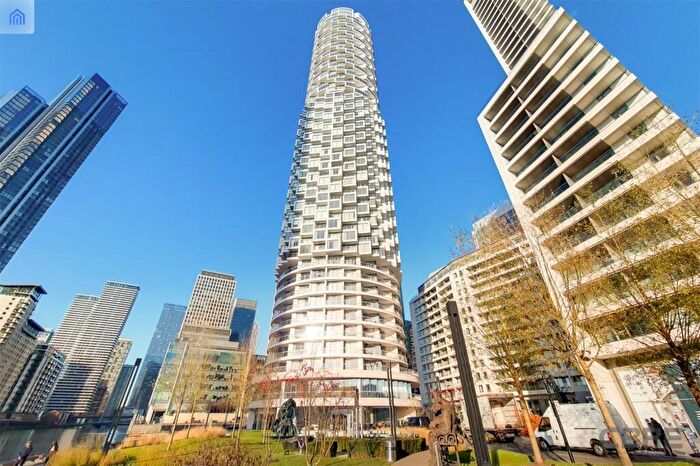 Apartment To Rent In Park Drive, London, E14