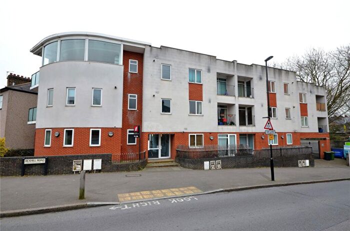 1 Bedroom Apartment To Rent In Chudleigh Road, London, SE4
