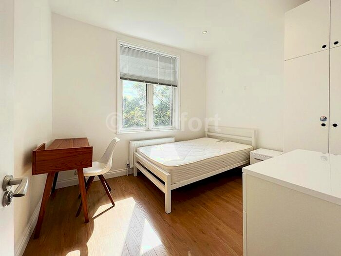 5 Bedroom Maisonette To Rent In Junction Road, London, N19