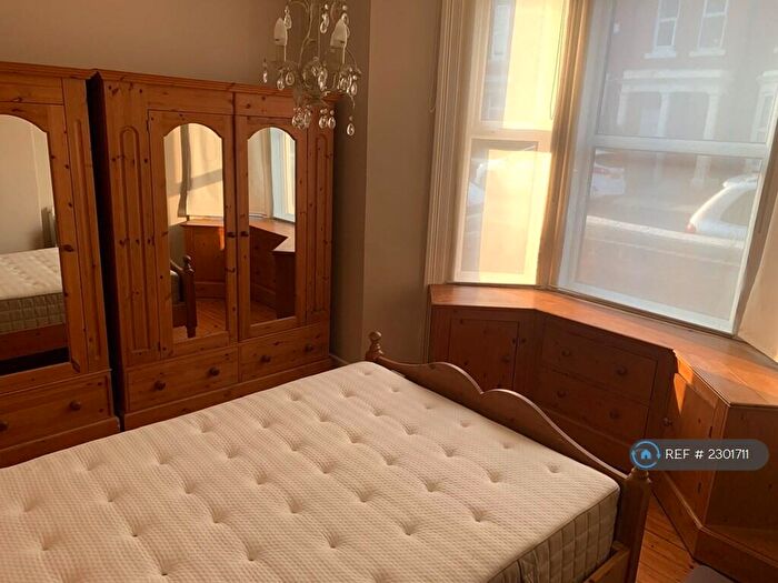 2 Bedroom Flat To Rent In Cavendish Place, Newcastle Upon Tyne, NE2