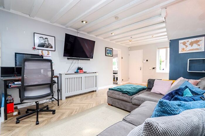 3 Bedroom Terraced House For Sale In Elgar Close, Clevedon, BS21