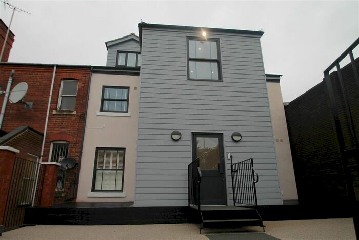1 Bedroom Flat For Sale In High Street, Harborne, Birmingham, B17