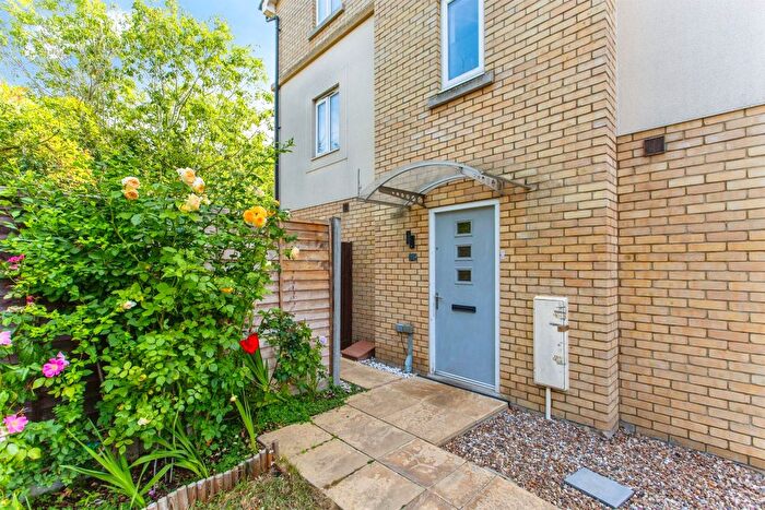 3 Bedroom Property For Sale In Lancaster Gate, Upper Cambourne, Cambridge, CB23