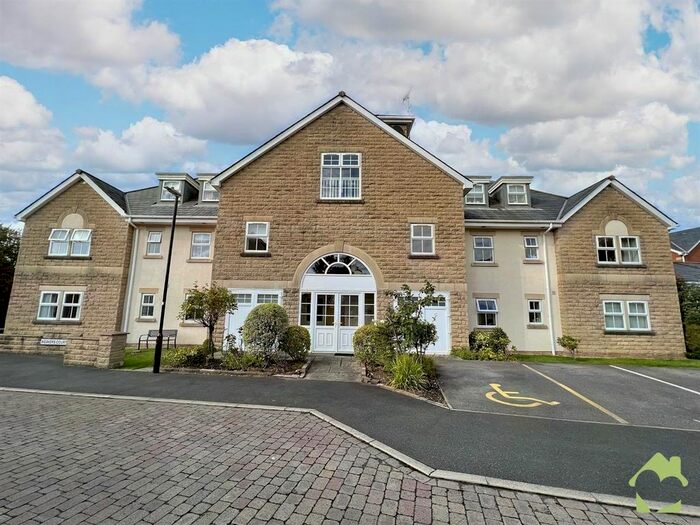 3 Bedroom Flat For Sale In Weavers Court, Scorton, Preston, PR3