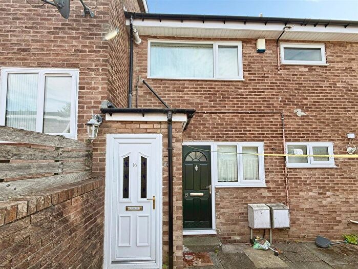 2 Bedroom Flat For Sale In Church Road, Consett, DH8