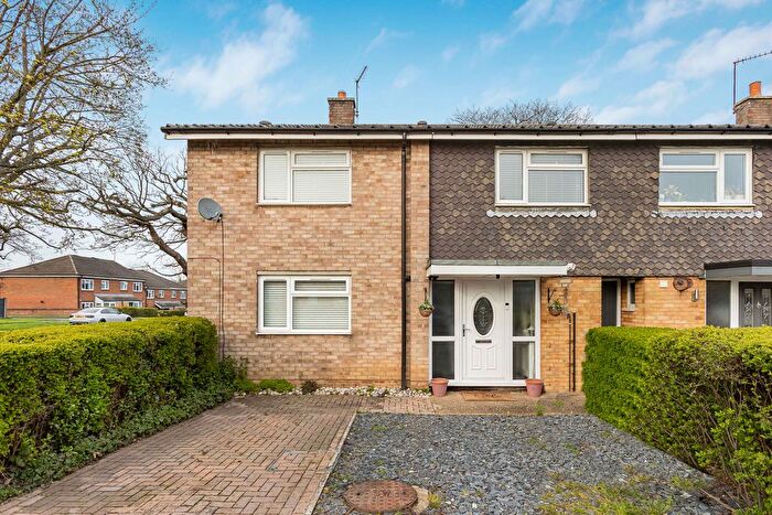 4 Bedroom Semi Detached House For Sale In Rowans, Welwyn Garden City, AL7