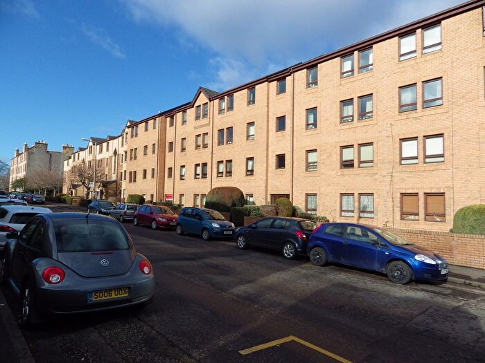 2 Bedroom Flat To Rent In Craighouse Gardens, Morningside, Edinburgh, EH10