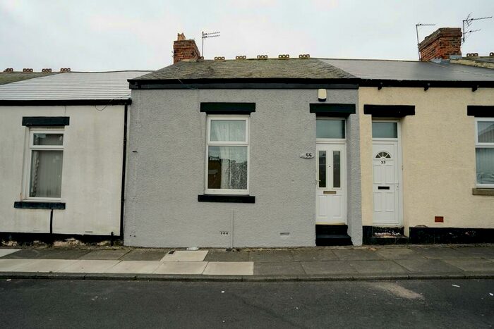 2 Bedroom Cottage To Rent In Dene Street, Pallion, Sunderland, SR4