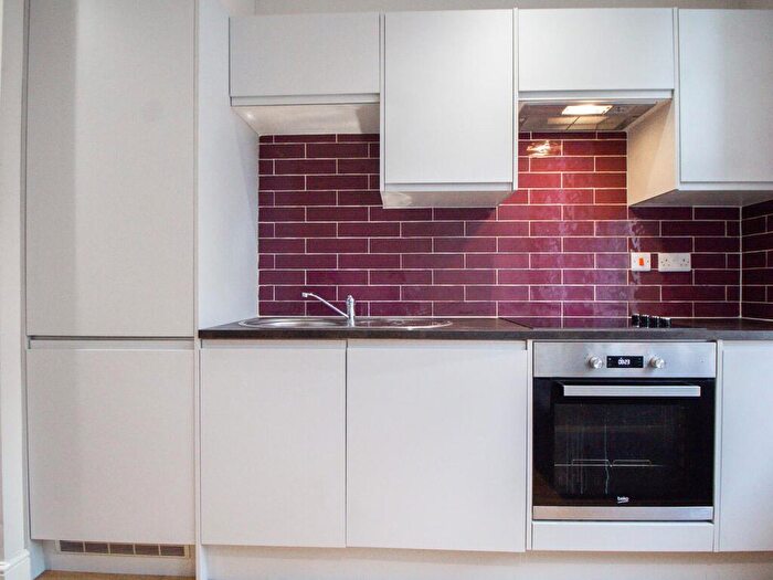 Apartment To Rent In Apt, St Paul's #, LS1