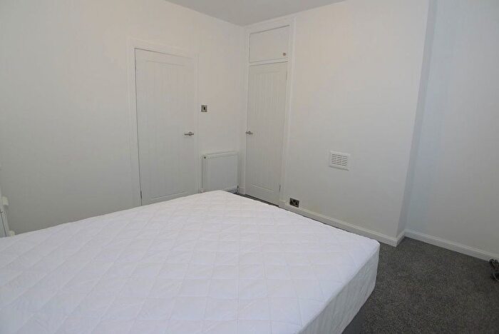 2 Bedroom Flat To Rent In Boase Avenue, St Andrews, KY16