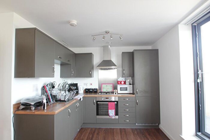 1 Bedroom Apartment To Rent In Addlestone, Surrey, KT15