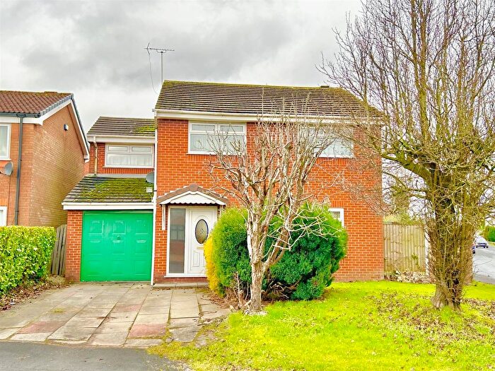 4 Bedroom Detached House For Sale In Glen Park, Leigh, WN7