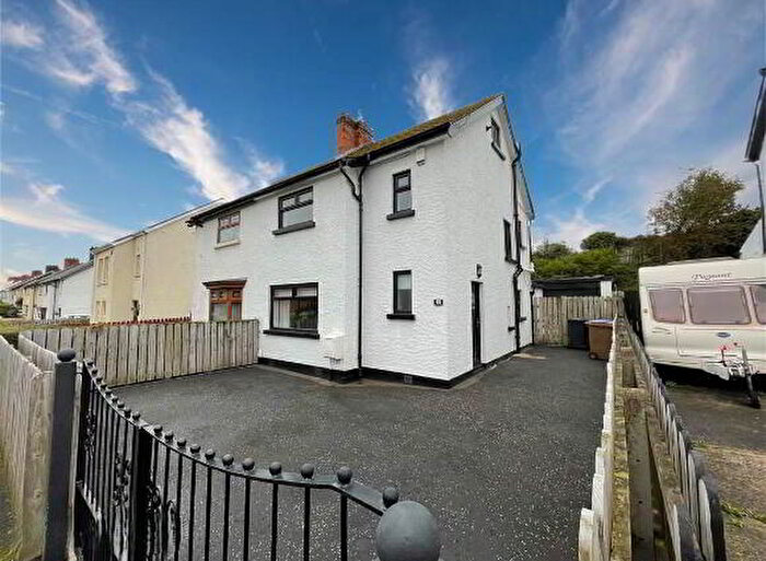 3 Bedroom Semi-Detached House For Sale In St Meryl Park, Belfast, BT11