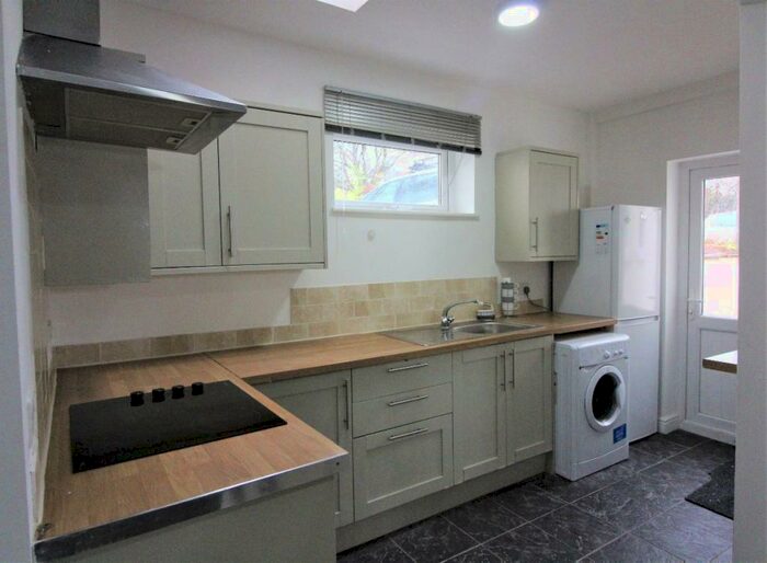 4 Bedroom Terraced House To Rent In Fylde Road, Preston, Lancashire, PR2