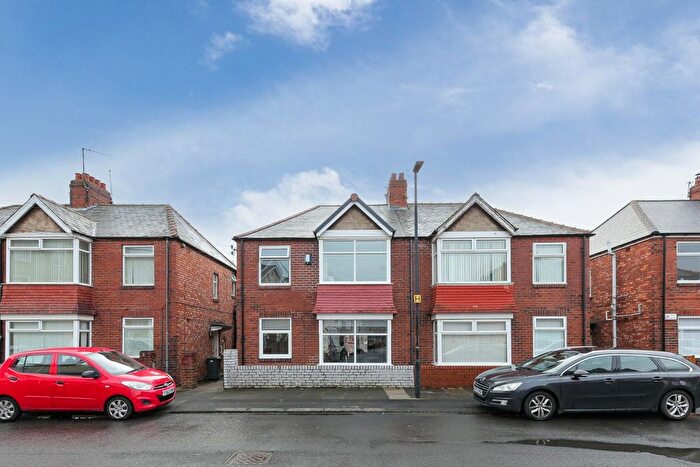 3 Bedroom Semi Detached House For Sale In David Street, Wallsend, NE28