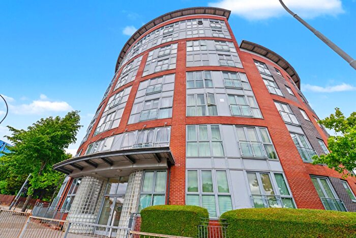 2 Bedroom Flat For Sale In Lee Bank Middleway, Edgbaston, Birmingham, B15