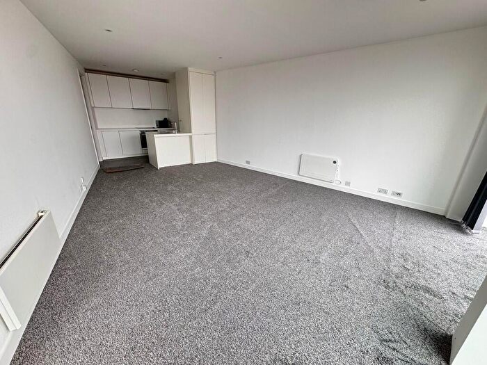 1 Bedroom Penthouse To Rent In The Rotunda, New Street, Birmingham, B2