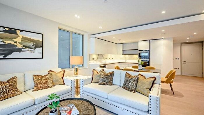 3 Bedroom Flat To Rent In Edgware Road, London, W2