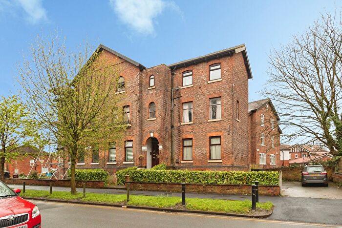1 Bedroom Flat For Sale In Lower Park Road, Manchester, Greater Manchester, M14