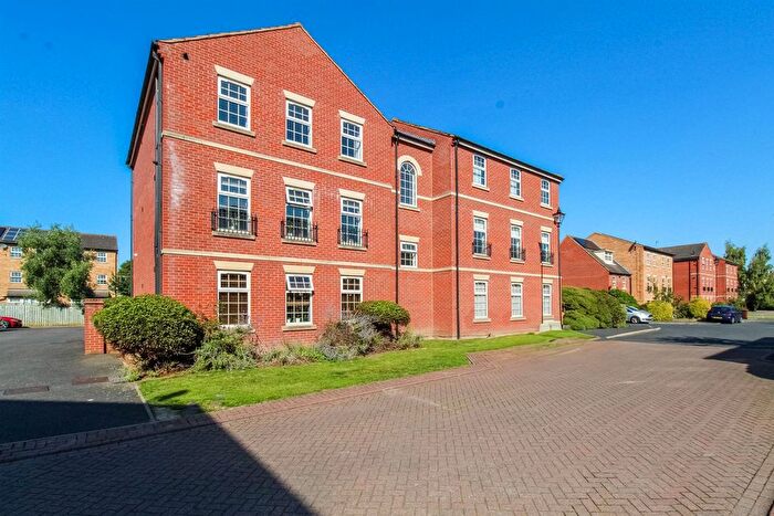2 Bedroom Flat For Sale In The Point, Alverthorpe, Wakefield, WF2