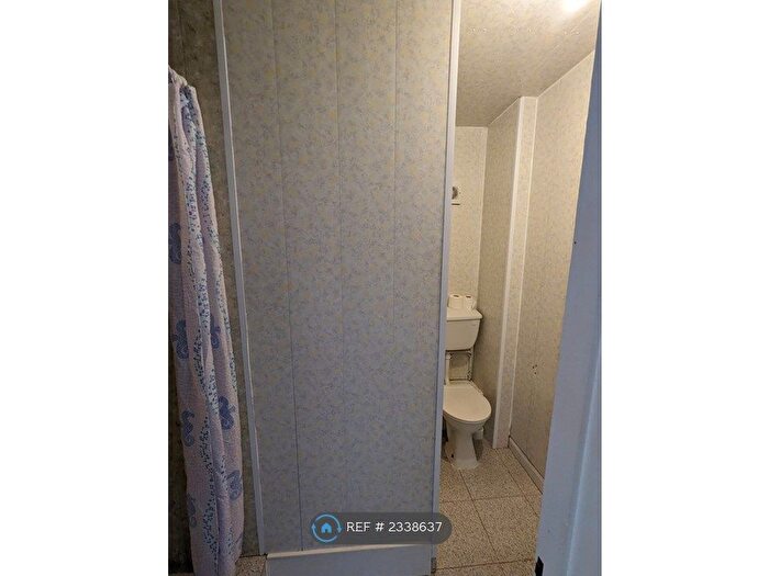 1 Bedroom Flat To Rent In Shaftesbury House, Dawlish, EX7