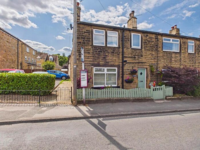 2 Bedroom Cottage For Sale In Main Street, Wilsden, Bradford, BD15