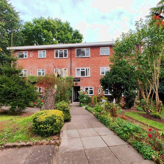 2 Bedroom Apartment To Rent In Abdon Avenue, Birmingham, B29