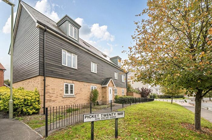 2 Bedroom Coach House For Sale In Picket Twenty Way, Andover, SP11