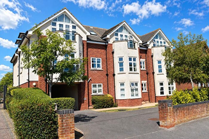 2 Bedroom Flat For Sale In Keyhaven Road, Milford On Sea, Lymington, SO41