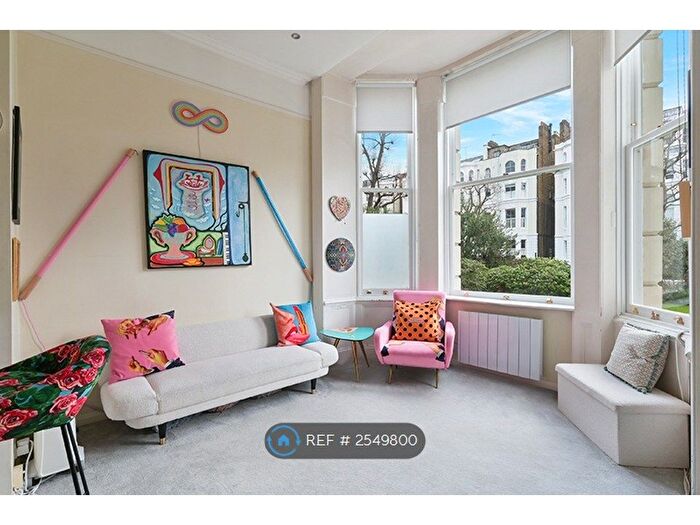 2 Bedroom Flat To Rent In Colville Gardens, London, W11