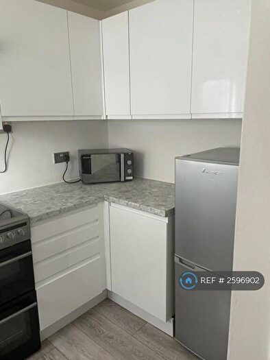1 Bedroom Flat To Rent In Freeland Court, Sidcup, DA15