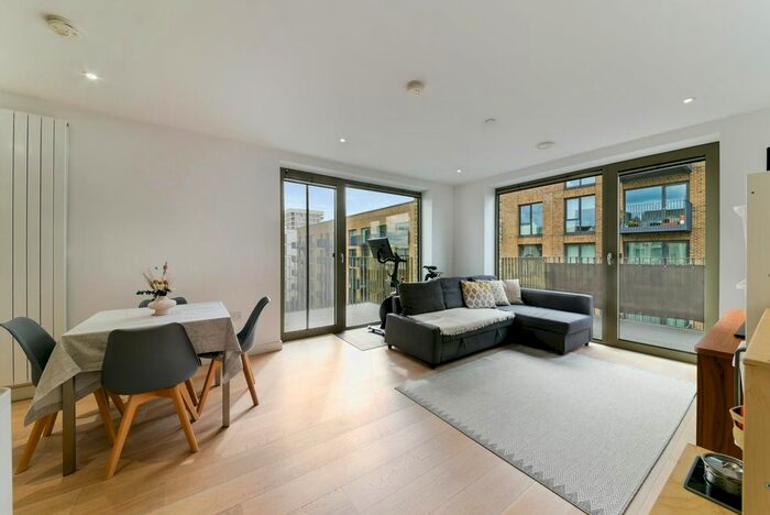2 Bedroom Flat To Rent In Cape House, Royal Wharf, London, E16