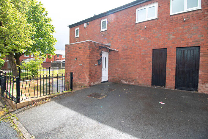 4 Bedroom Terraced House For Sale In Dyson Close, Farnworth, Bolton, BL4