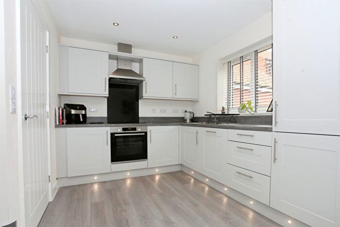 3 Bedroom Detached House For Sale In Woodroffe Drive, Crowland, Peterborough, PE6