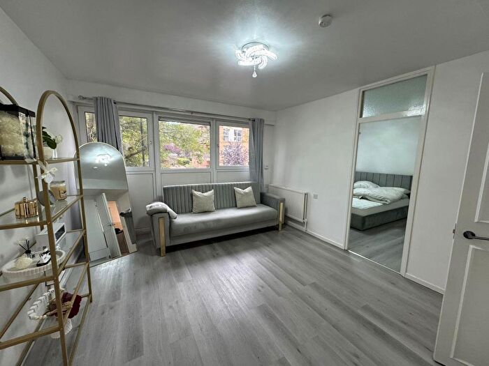 1 Bedroom Flat To Rent In Dalmeny Avenue, London, N7