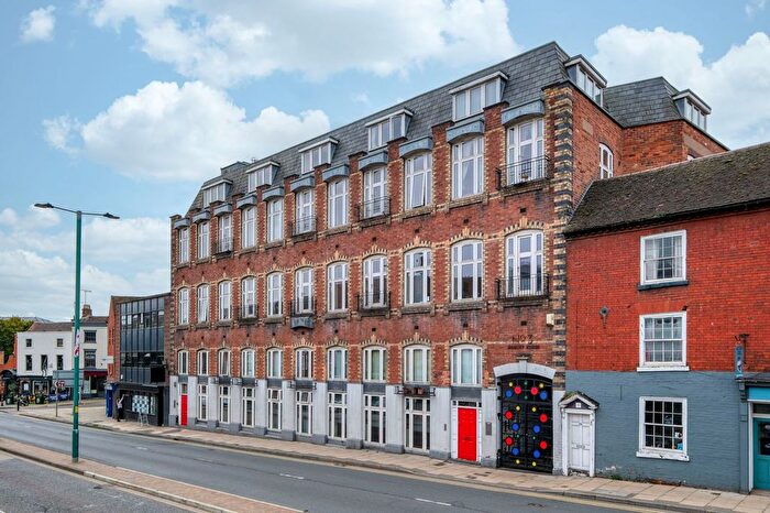 2 Bedroom Terraced House For Sale In College Street, Worcester, WR1